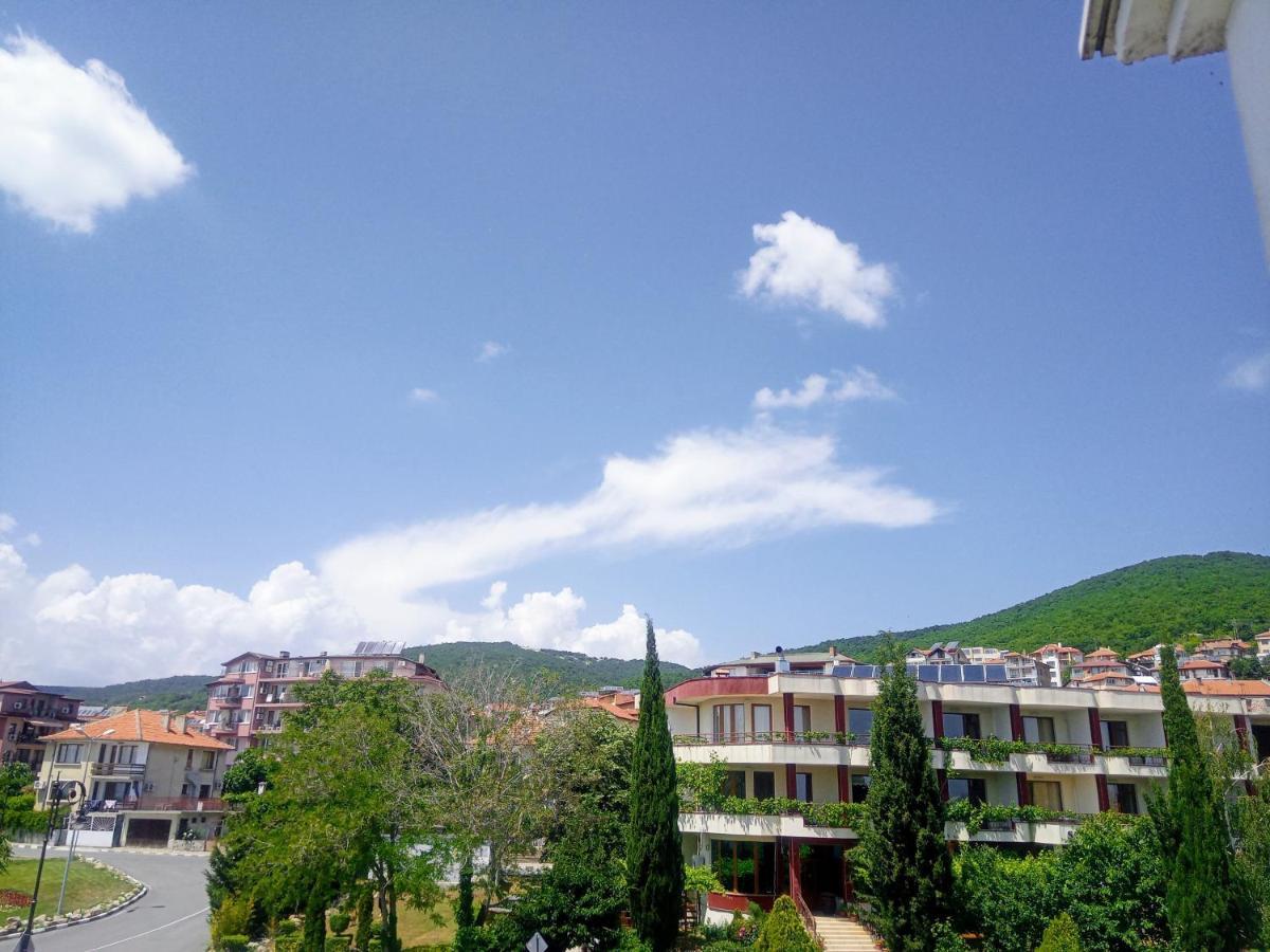Апартаменти Private Apartament Sea View Светий Влас Екстер'єр фото